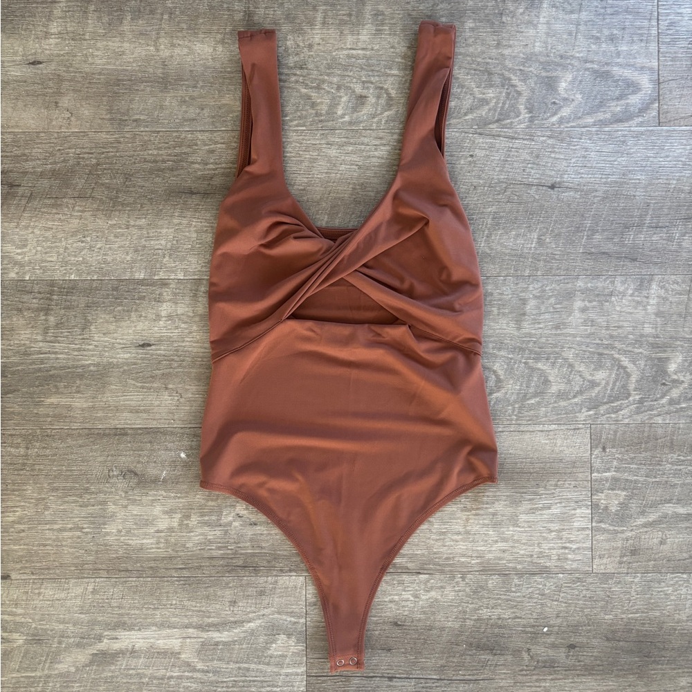 Abercrombie & Fitch cut out bodysuit